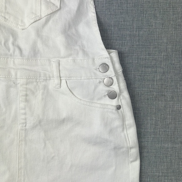 Dollhouse White Denim Shortall Dress Overall Skirt Juniors Sizes 5 7 9 - Picture 4 of 8